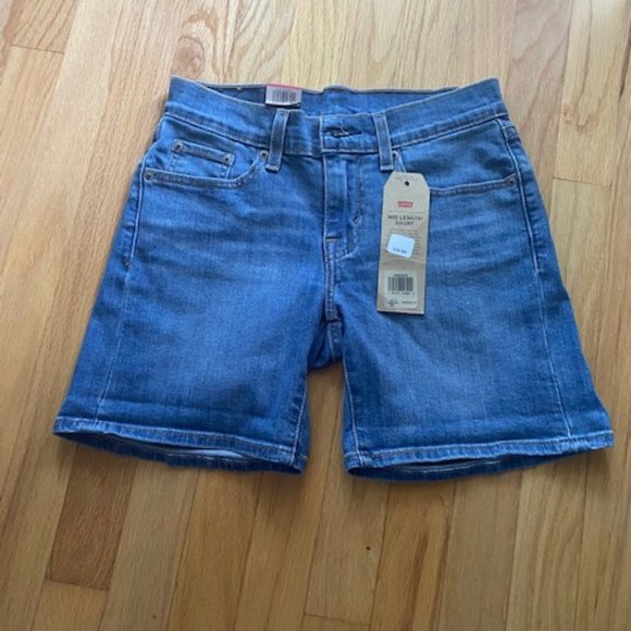 Levi's Pants - NWT Levi's Jean Shorts